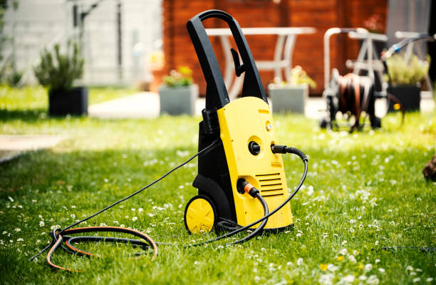 Best Gutter Cleaning  in Mount Shasta, CA